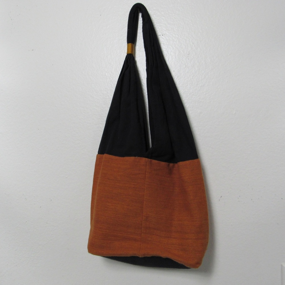 Embroidered Sequenced Elephant Accessory Bag - image 5